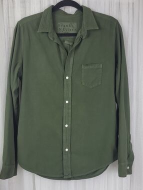 Frank & Eileen Barry Olive Green Cotton Button Up Shirt. Size L
